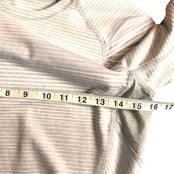 Lululemon Think Fast Long Sleeve Athletic Running Top- Size 6 - Picture 16 of 16